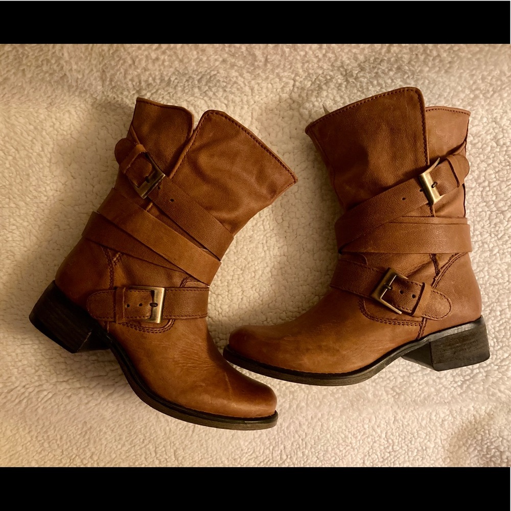 Steve Madden Brewzzer Cognac Leather Belted Boot